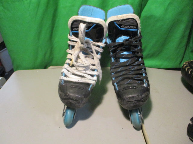 Load image into Gallery viewer, Used Bauer RSX Size 2 Hockey Roller Blades
