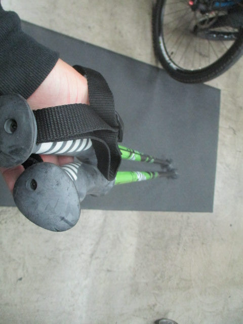 Used Salomon Entspright Night Din 135CM Downhill Ski Poles