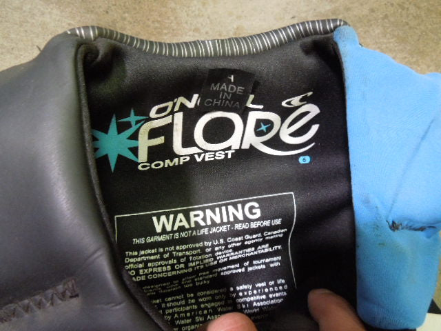Load image into Gallery viewer, Like New O'Neill Flare Comp Vest Size 6 NOT A PFD
