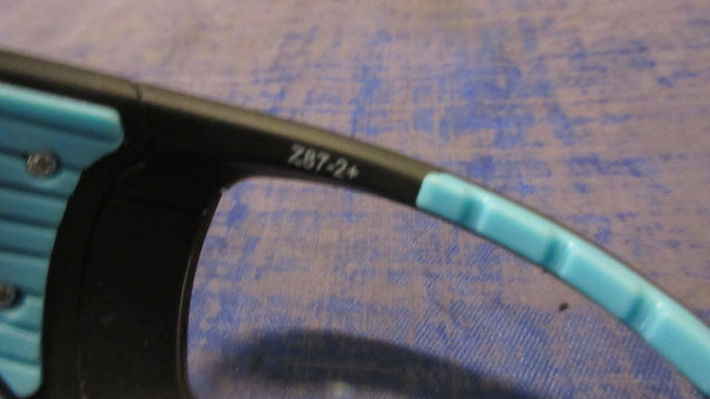 Load image into Gallery viewer, Used Bolle Home Run Protective Eye Glasses
