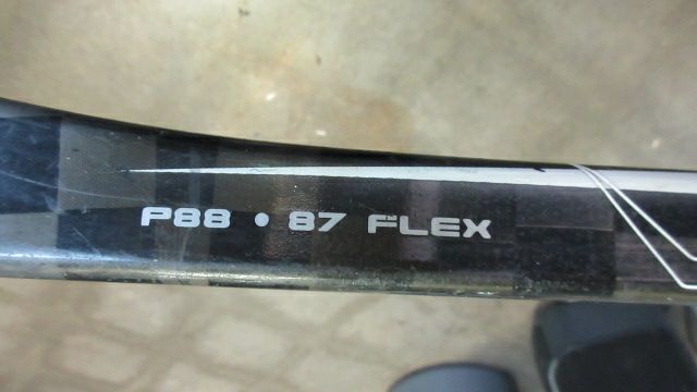 Load image into Gallery viewer, Used Bauer Vapor X:60 Stick&#39;um Hockey Stick - crack
