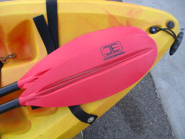 Load image into Gallery viewer, Used Ocean Broad Two Piece Kayak Paddle
