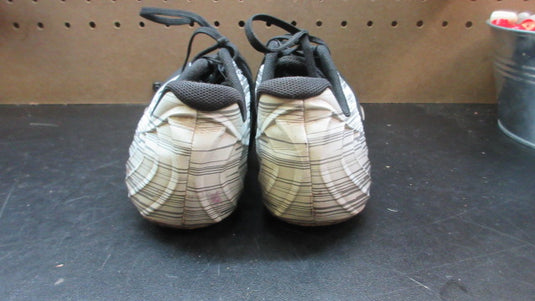 Used Saucony Spitfire 5 Track Shoes - Size 6.5