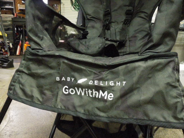 Load image into Gallery viewer, Used Baby Delight Go With Me Venture Chair with Shade, Table and Carry Bag
