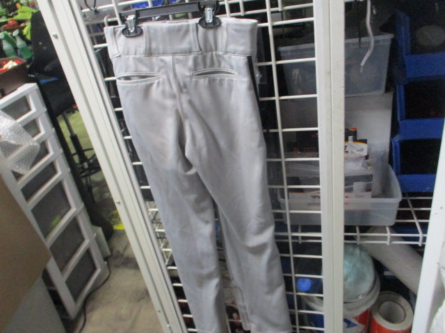 Load image into Gallery viewer, Used Under Armour Open Bottom Baseball Pants Size Youth Medium

