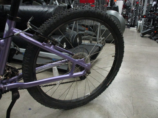 Used Specialized HotRock 24 Youth Mountain Bike