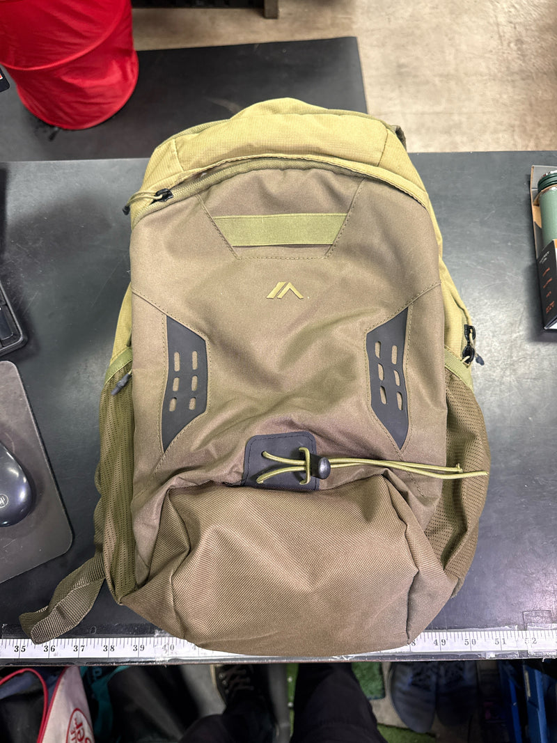 Load image into Gallery viewer, Used Quest Hydration Backpack with 2L Bladder
