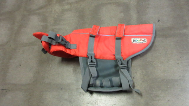 Load image into Gallery viewer, Used Outward Hound Granby Splash Dog Life Jacket Dog Size Medium
