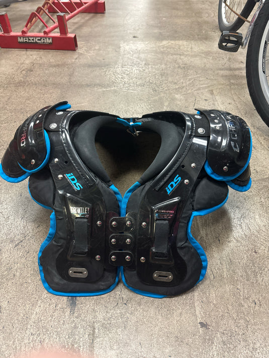Used Champro Gauntlet II Football Shoulder Pads Size Adult Medium