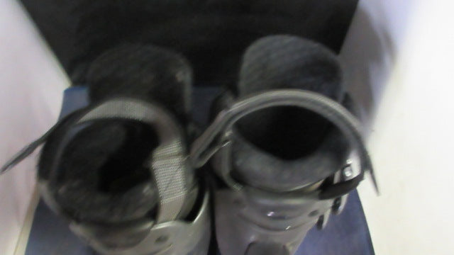 Load image into Gallery viewer, Used Nordica T3.1W Size 8 Womens Downhill Ski Boots
