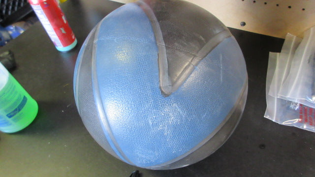 Load image into Gallery viewer, Used Nike 10 Lb Medicine Ball
