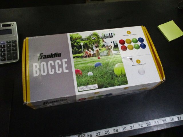 Load image into Gallery viewer, Used Franklin Bocce Beach and Backyard Game 8 Bocce Balls 1 Scoring Jack
