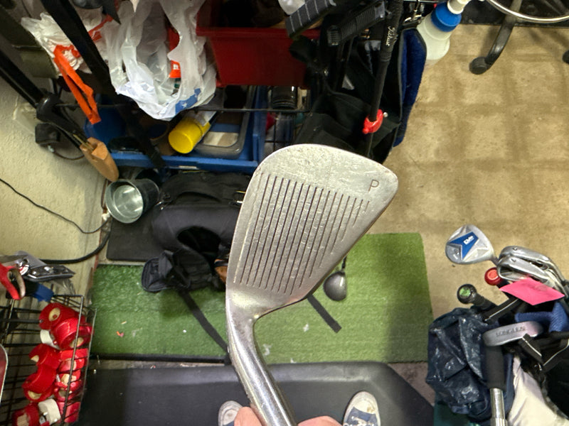 Load image into Gallery viewer, Used Magique Cactus Right Hand Perimeter Weighted Pitching Wedge
