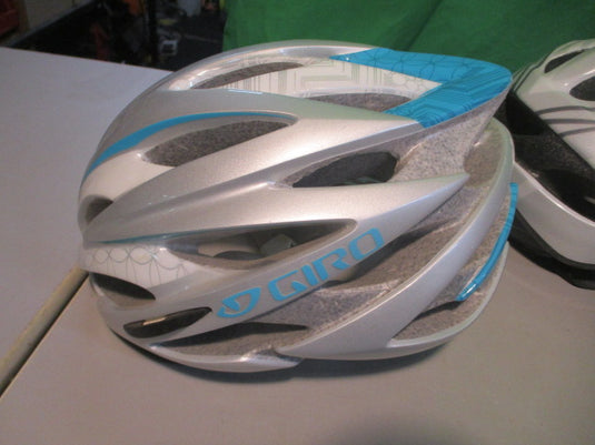 Used Giro Savant Cycling Helmet - Size Small