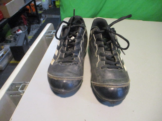 Load image into Gallery viewer, Used Adidas Rundown Size Youth 1 Cleats
