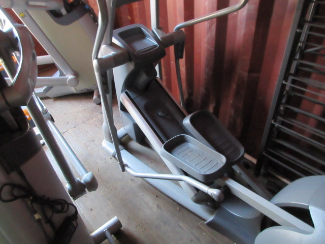 Load image into Gallery viewer, Used Precor EFX 575i Elliptical Stepper Machine
