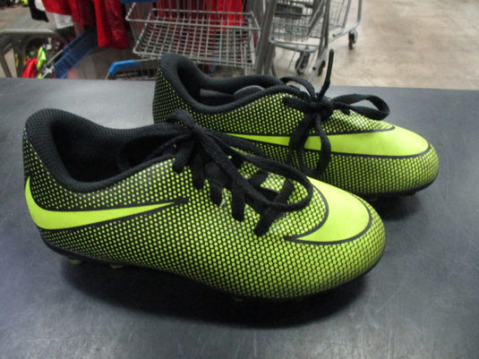 Used Nike Green Soccer Cleats Size 12C