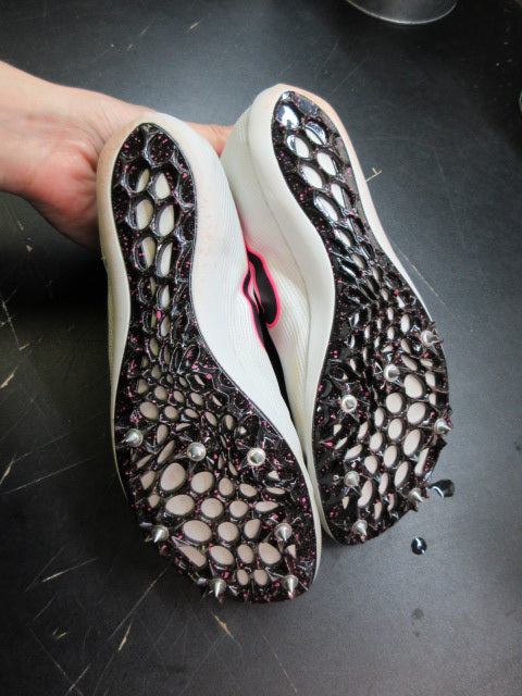 Load image into Gallery viewer, Used Nike Zoom 400 Spikes Sprint Pure Platinum Track Shoes - Size 5
