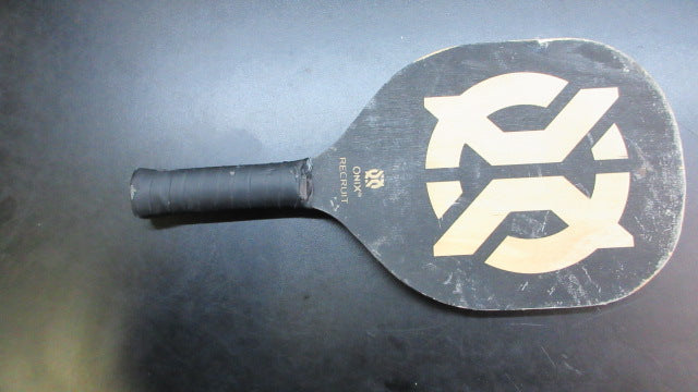 Load image into Gallery viewer, Used Recruit by ONIX Wood Pickleball Paddle
