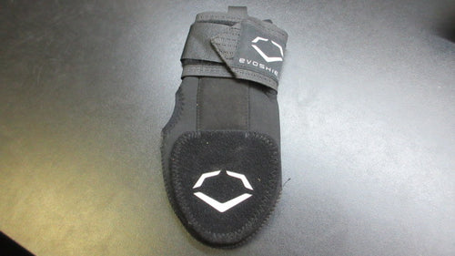 Used Evoshield Sliding Mitt - Black - Youth