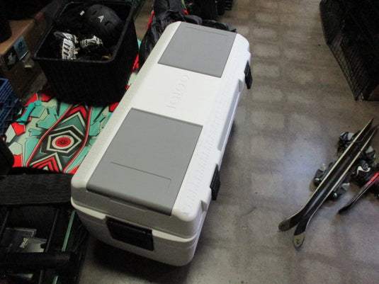 Used Igloo Maxcold 165 Cooler