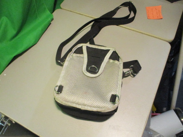 Load image into Gallery viewer, Used Universal Studios Side Bag
