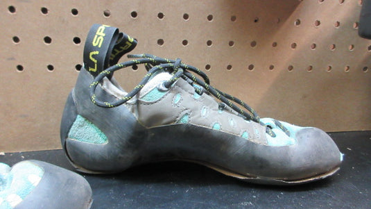Used La Sportiva Women's Tarantulace Climbing Shoes - Size 7.5