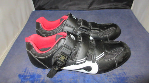 Used Peloton Cycling Shoes Adult Size 41 / 8/ 10.5 - wear on toes and heel
