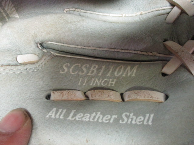 Load image into Gallery viewer, Used Rawlings Sure Catch Size 11&quot; Glove - RHT
