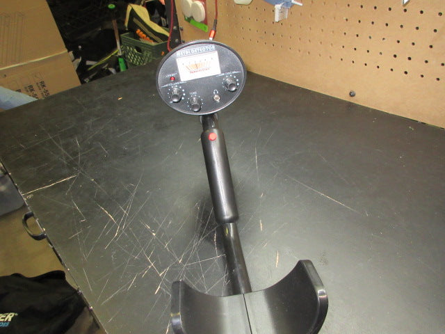 Load image into Gallery viewer, Used Treasure Cove Metal Detector
