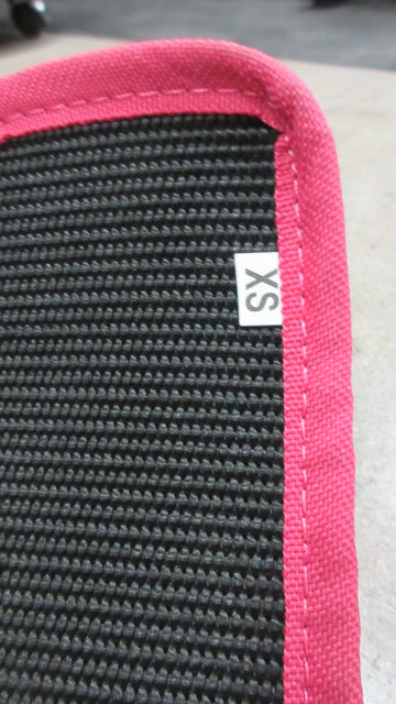Load image into Gallery viewer, Used Element 26 Self Locking Lifting Belt Size XS
