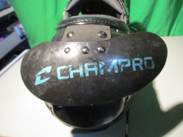 Load image into Gallery viewer, Used Champro Scorpion Size Youth Large Shoulder Pads
