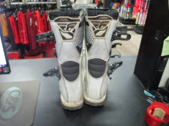 Load image into Gallery viewer, Used Fly Racing Maverick MX Boots Size Youth 4
