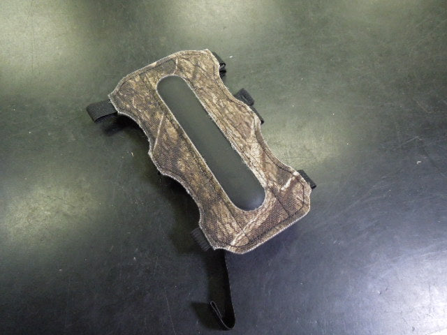 Load image into Gallery viewer, Used Neet Archery Arm Guard
