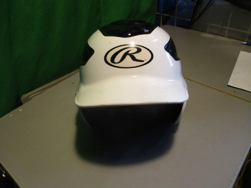 Used Rawlings Size 6 1/2
