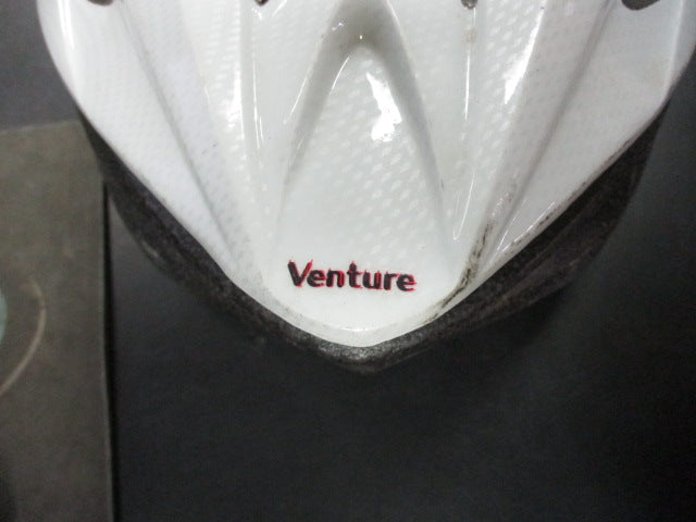 Load image into Gallery viewer, Used Bell Venture Size 55-61Cm Bicycle Helmet
