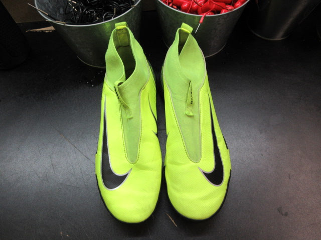 Load image into Gallery viewer, Used Nike Zoom Mercurial Superfly 9 Academy Indoor Soccer Cleats - Size Youth 6
