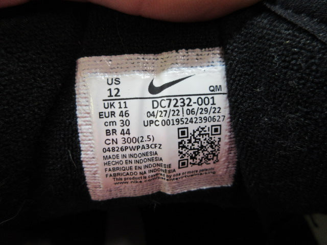 Load image into Gallery viewer, Used Nike SB Ishod Premium Sneakers - Size 12
