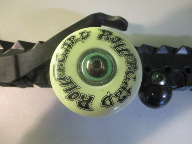 Load image into Gallery viewer, Used Rollergard Hockey Skate Blade Protectors Black
