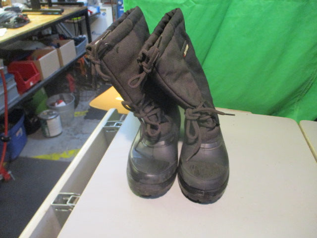 Load image into Gallery viewer, Used Baffin Technology Womens Size 6 Winter Snow Boots
