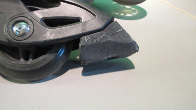 Load image into Gallery viewer, Used Rollerblade Macroblade 80 SG5 Mens 12 In-Line Skates
