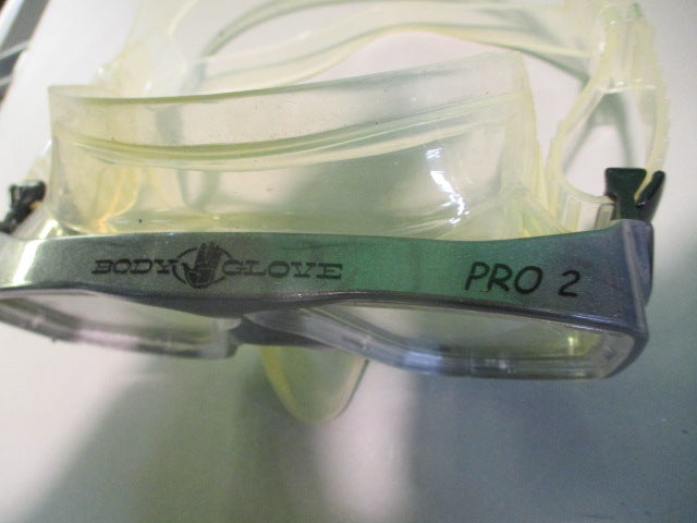 Load image into Gallery viewer, Used Body Glove Pro 2 Adult Swim Goggles

