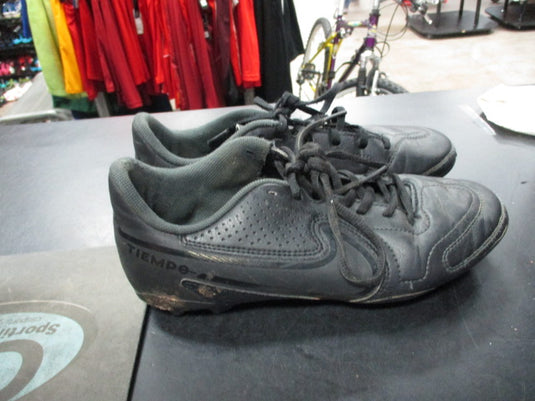 Used Nike Tiempo Size Youth 5 Cleats
