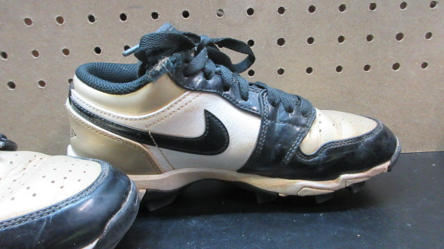 Load image into Gallery viewer, Used Air Jordan 1 Kids Low Football Cleats - Size Youth 3.5
