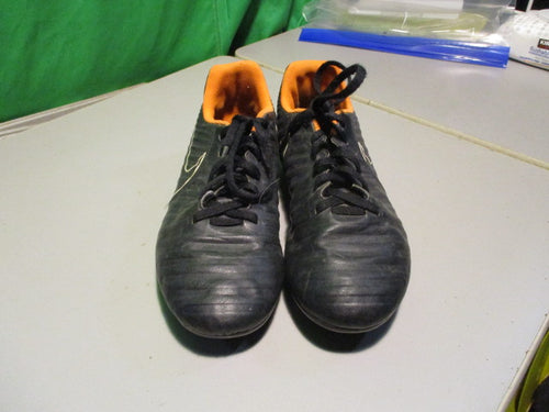 Used Nike Tiempo Size Youth 4.5 Soccer Cleats