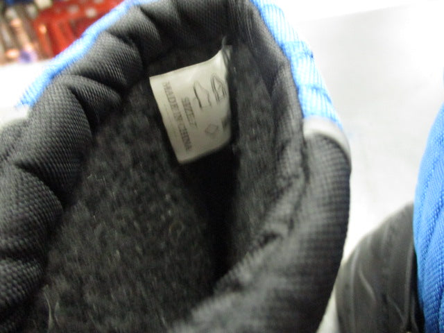 Load image into Gallery viewer, Used Alpine Design Boots Waterproof Size 4
