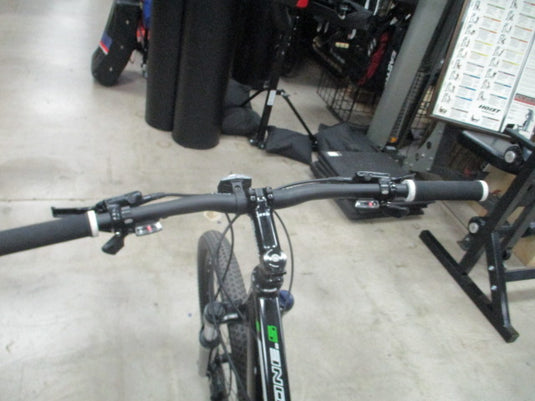 Used Fuji One .5 27 Speed 27.5" Mountain Bike