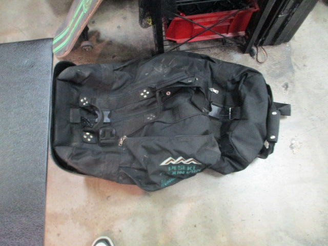 Load image into Gallery viewer, Used Club Glove Wheeled Golf Duffle Bag
