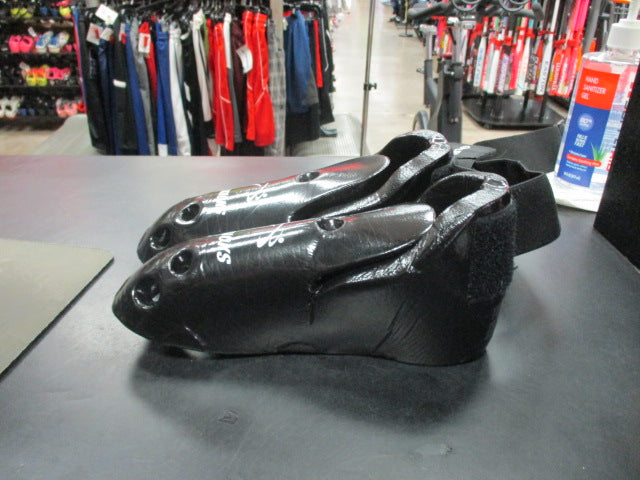 Load image into Gallery viewer, Used Century AZ Kicks Sparring Shoes Size 1/2
