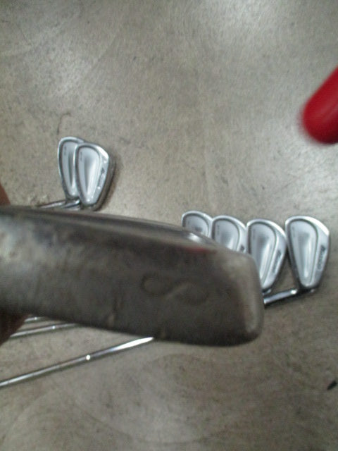 Load image into Gallery viewer, Used Mizuno MP-60 Iron Set 4-9, PW - RH
